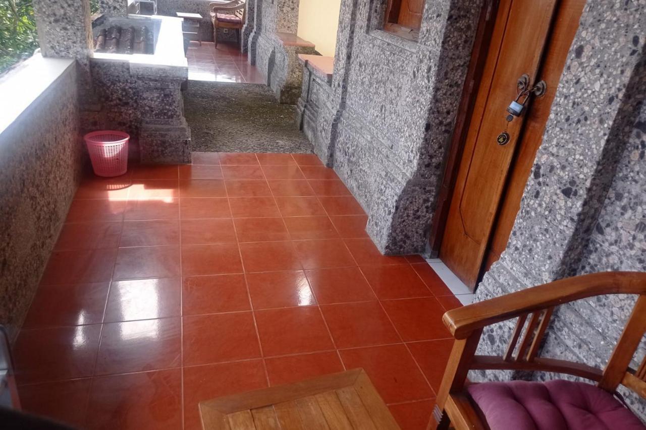 Gusti Home Stay Ubud Exterior foto