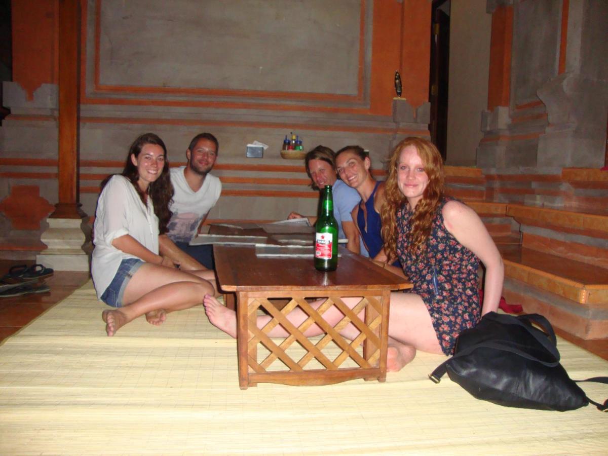 Gusti Home Stay Ubud Exterior foto