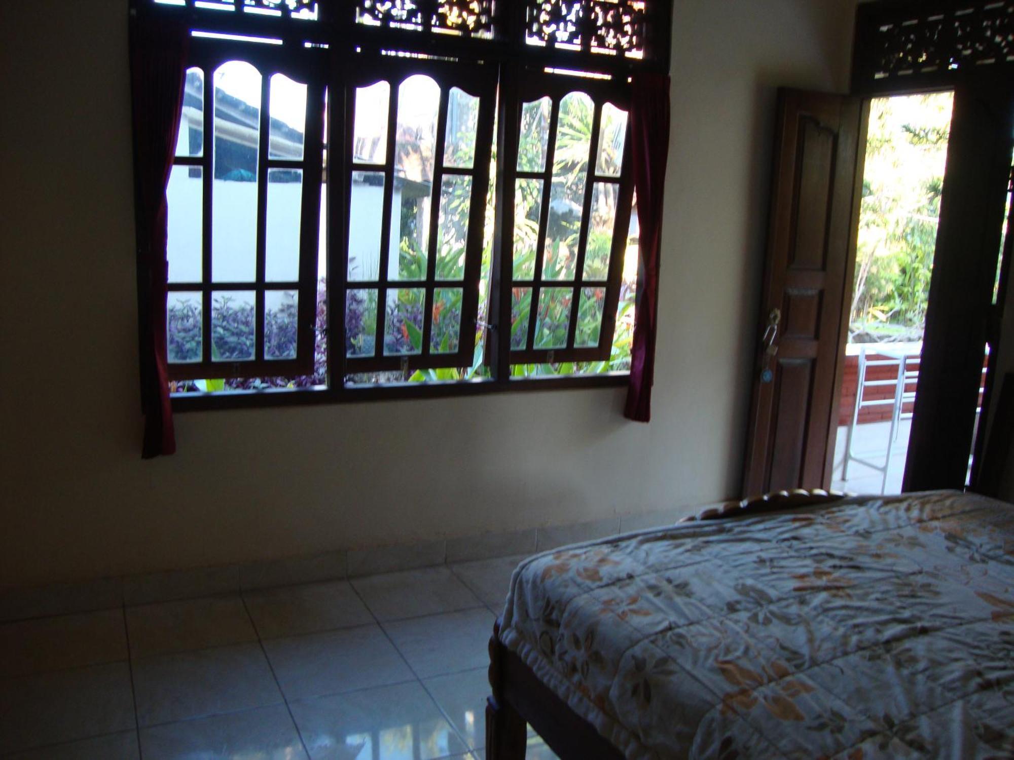 Gusti Home Stay Ubud Quarto foto