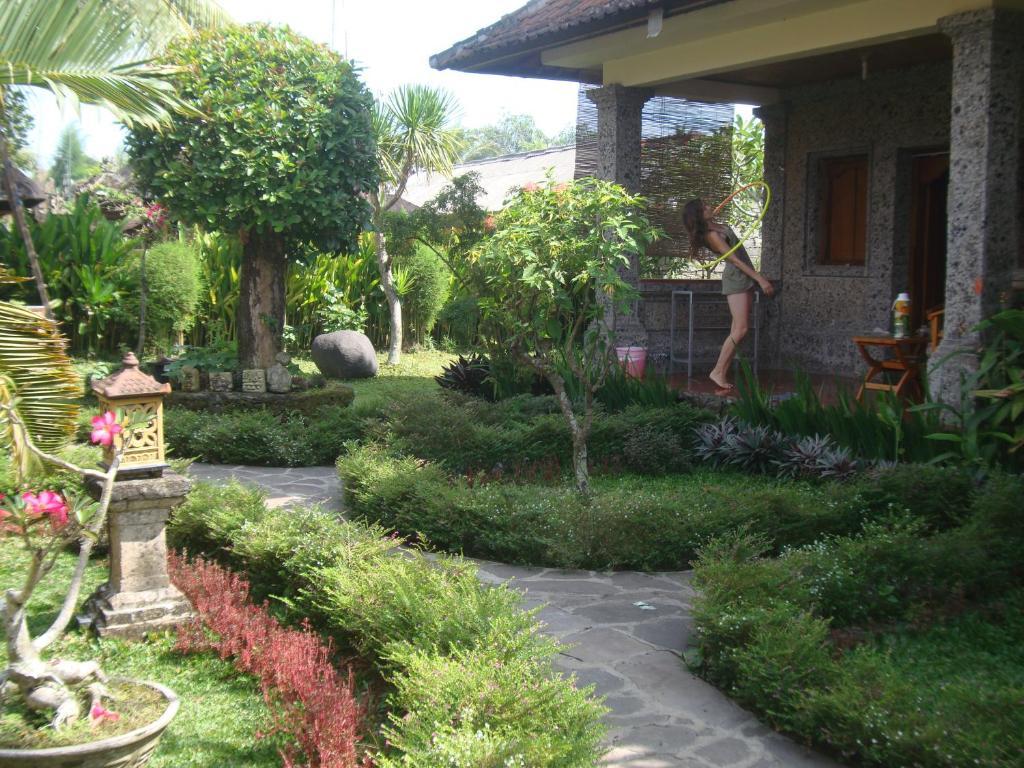 Gusti Home Stay Ubud Exterior foto
